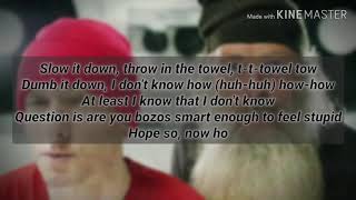 Eminem - Berzerk (Lyrics Video)