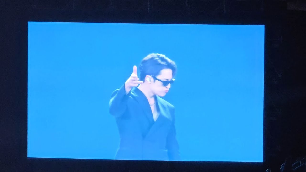 Shake It Off (Mingyu solo) |《SEVENTEEN WORLD TOUR [NEW_] IN HONG KONG》270925