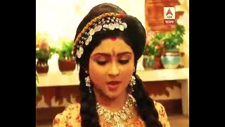 Shimul Of Serial Pratidan, Param Of Ke Apon Ke Por And Adorini Is Responding Letters Of Vi