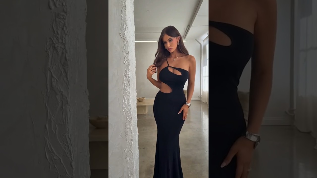 Obsessed🥀 With Our Slinky Tammy Double Lined Maxi Dress in Black🖤