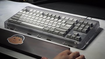 Polycarbonate Norbaforce Mark II with Modded Realforce R2 Sound test