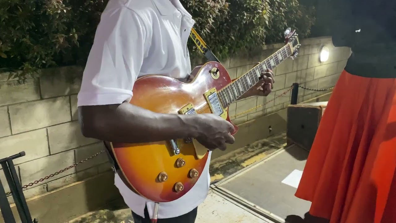 Gracious palace band