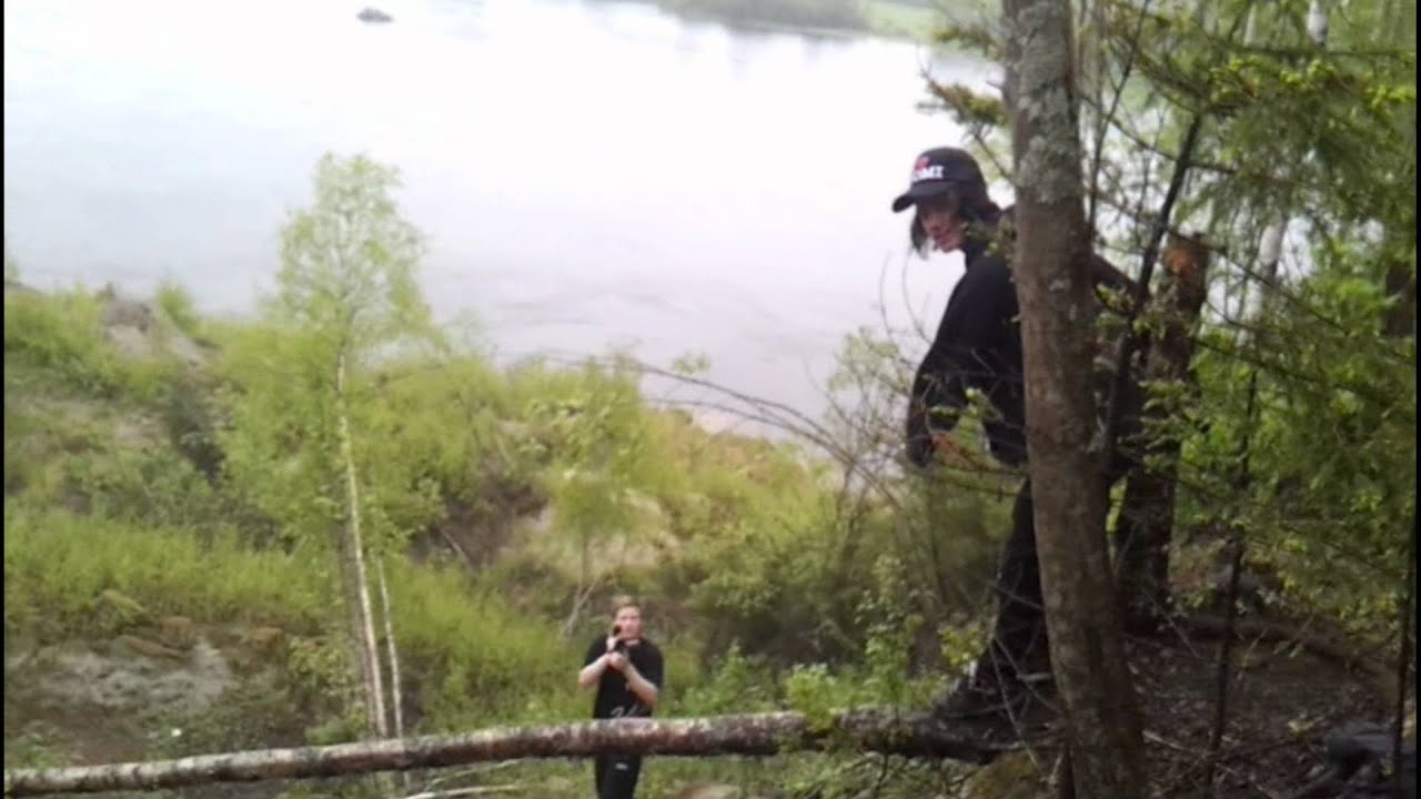 Bild från Epic Treebranch Stunt