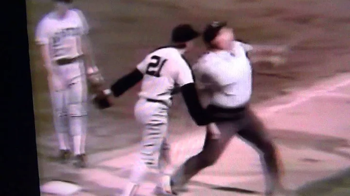 Roger Clemens Goes Nuts On Umpire At First Base Bo...