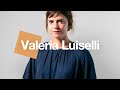 Valeria Luiselli: «¿Qué derecho tenemos a hablar de temas que no son nuestros?»