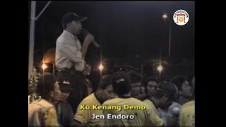Download Lagu Ku Kenang Demo - Jen Endoro | Konsert Dikir Barat-Live Di Padang MP3 Download Lagu Ku Kenang Demo - Jen Endoro | Konsert Dikir Barat-Live Di Padang MP3