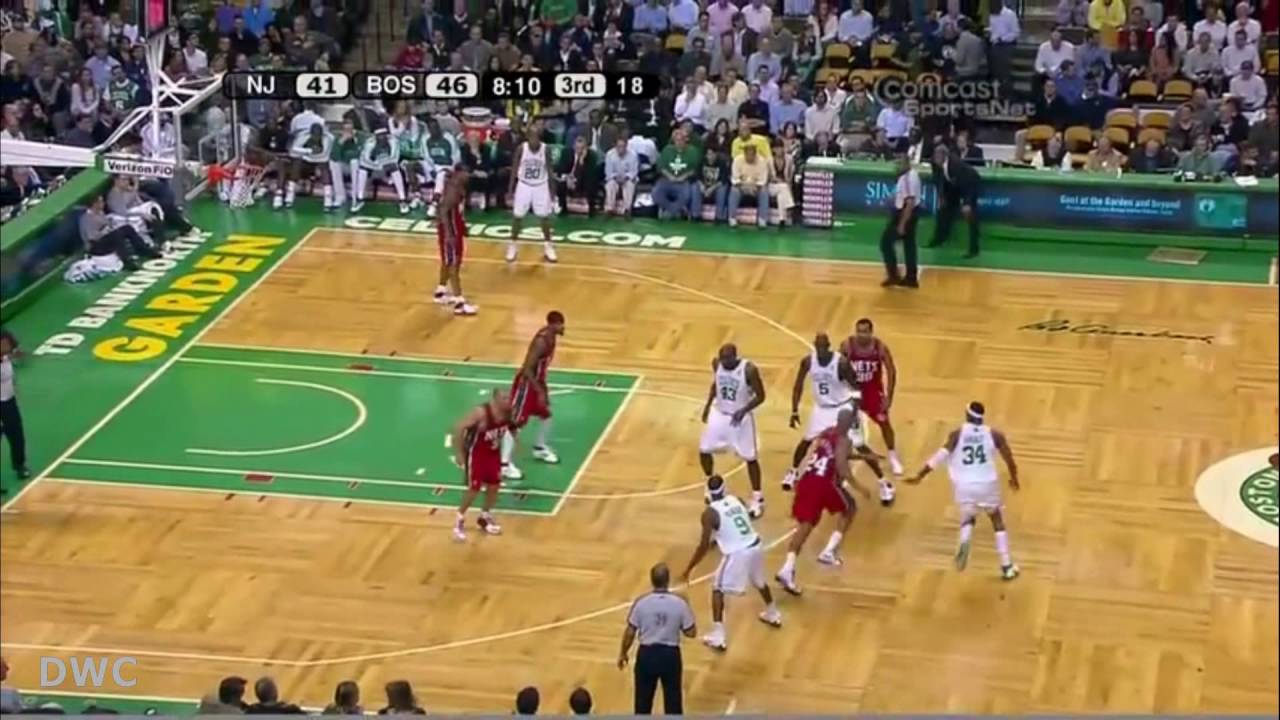Jason Kidd vs Rajon Rondo Defensive Duel November 14, 2007 - YouTube