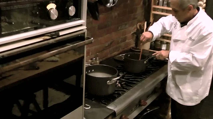 Wine Maker Robert Rex Teaches How To Make White Wi...