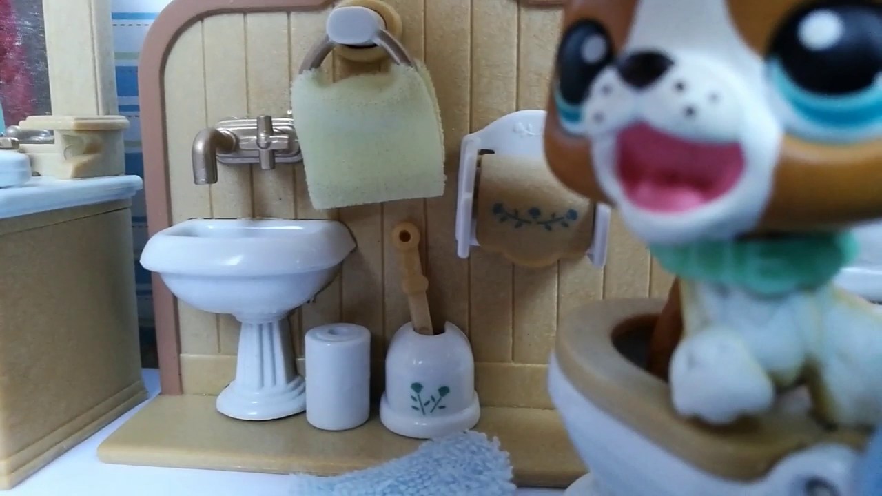 LPS | The Bathroom {Skit} - YouTube