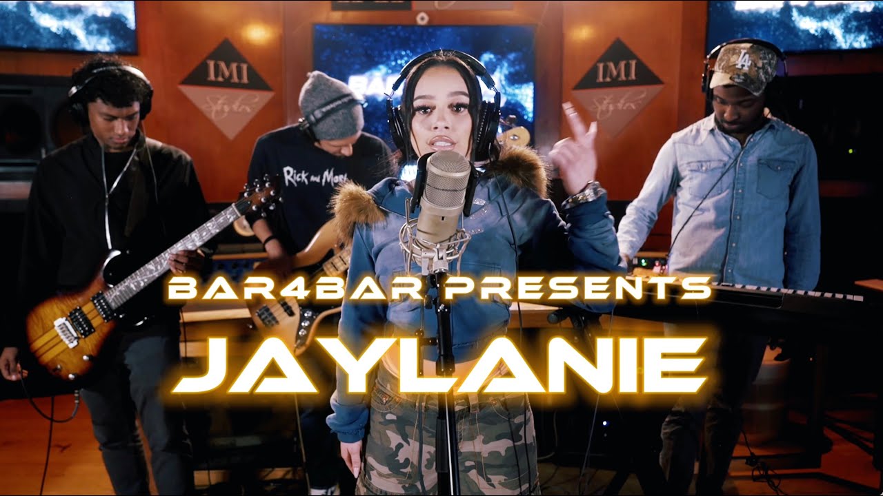 Jaylanie - First Class Flight | Live With Bar4Bar.TV auf YouTube ansehen Jaylanie - First Class Flight | Live With Bar4Bar.TV auf YouTube ansehen