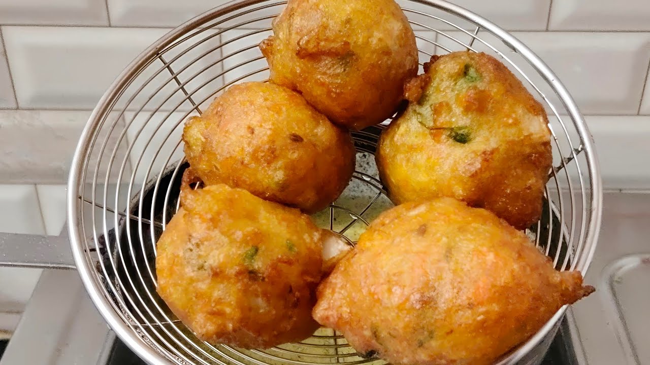  ఎప్పుడు చేసుకునే బోండాలు కాకుండా ఒక్కసారి స్వీట్ కార్న్ బోండాలు చేసుకోండి చాలా బాగుంటాయి