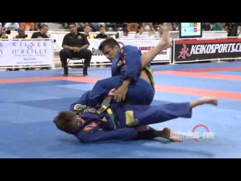 Rafael Mendes x Rubens Cobrinha Charles   2009 Mundials (Mendes Loses Ref Decision)