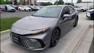 THE ALL NEW REDESIGNED 2025 TOYOTA CAMRY HYBRID IS HERE FOLKS!