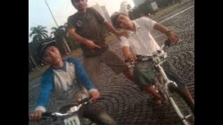 bondan prakoso and fade 2 black S.O.S