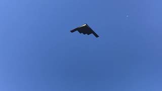 003 Pasadena Rose Parade - flyover of US Air Force B 2 Spirit Wealth