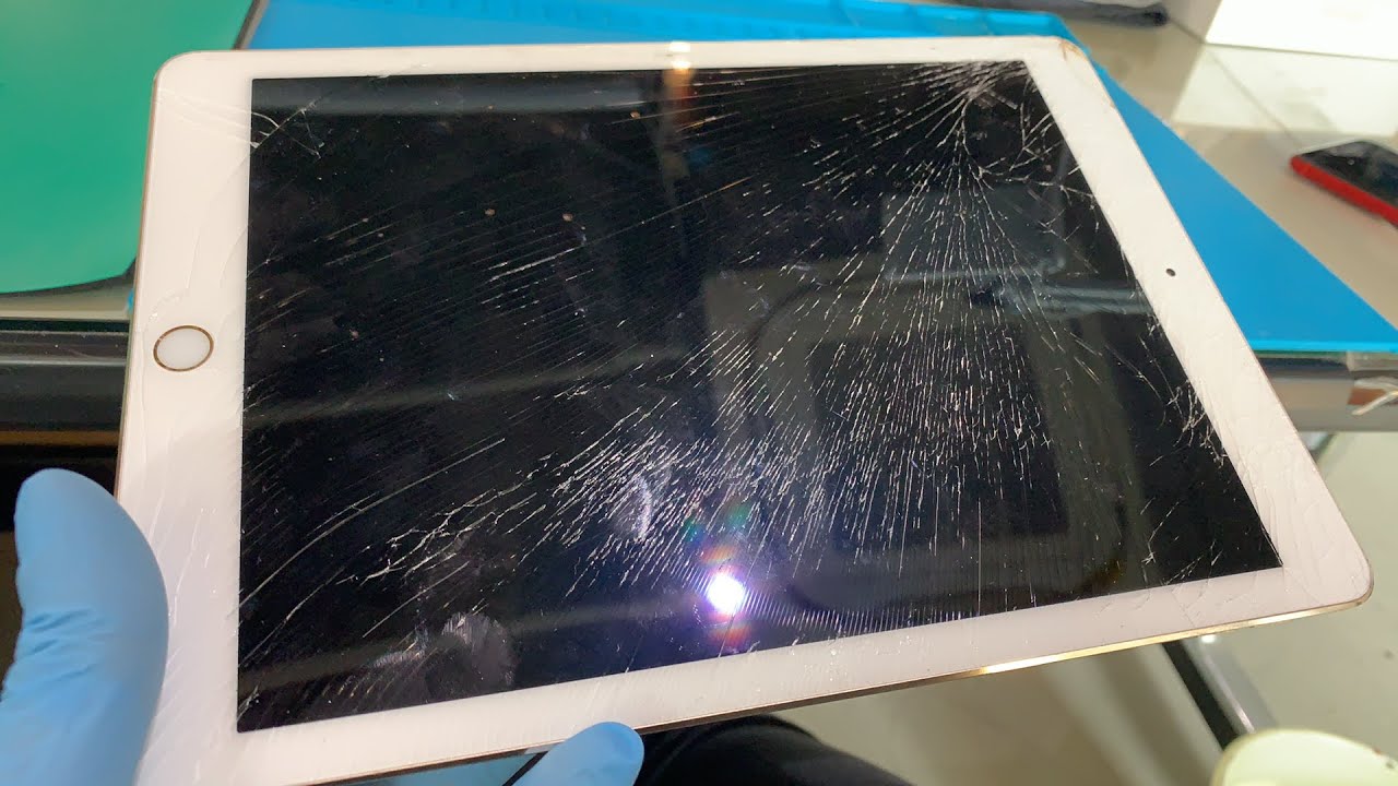 iPad 第６世代 A1674 ガラス画面割れとバッテリー交換修理