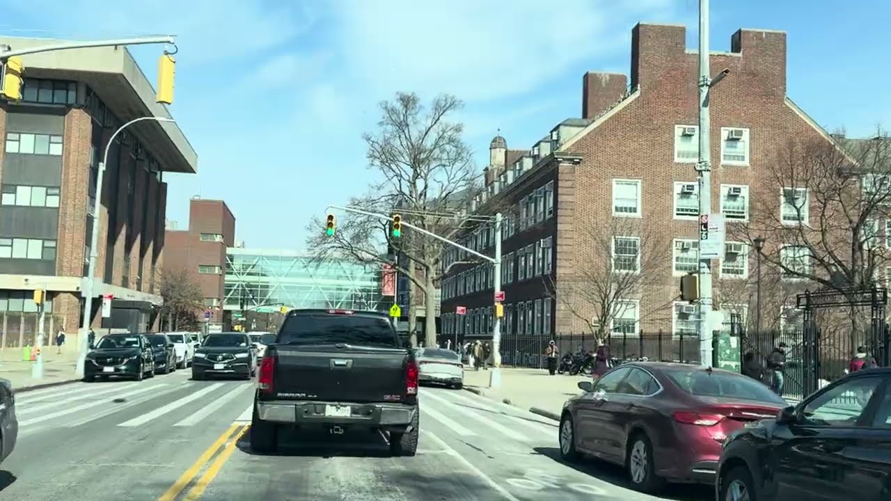 New York - Brooklyn - Driving tour in Bedford Avenue