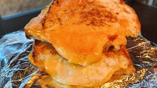Trey’s Chow Down LIVE w/ Diana from Dallas Grilled Cheese Company