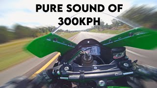 2021 Kawasaki Ninja ZX10R goes 300kph for 8 minutes [ Pure Sound 4k ]