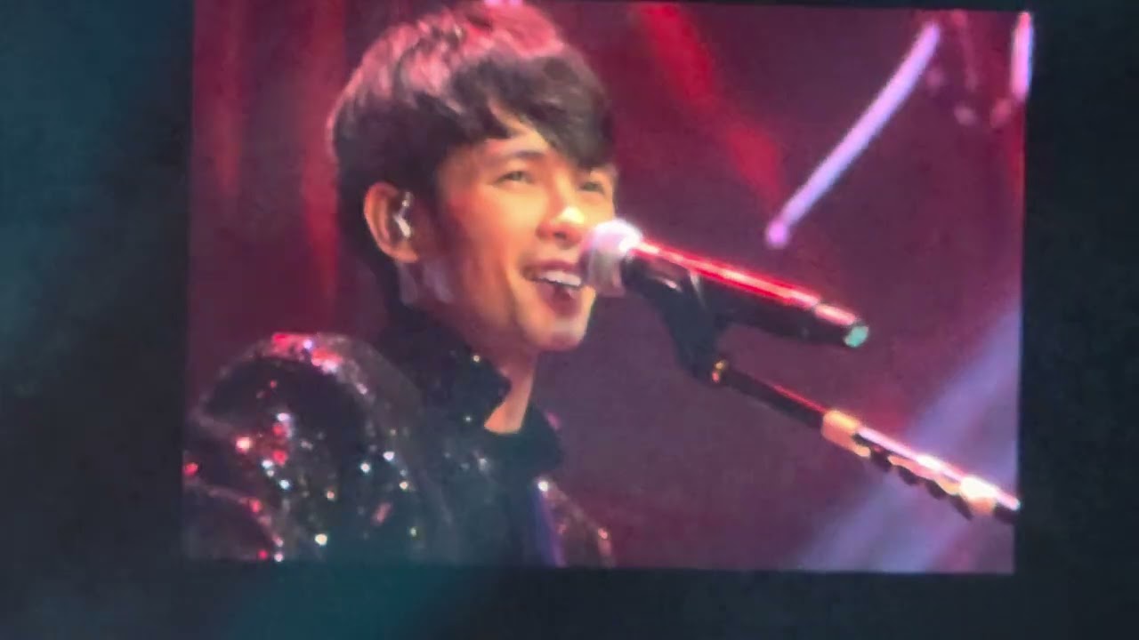 SweetNotes @ Araneta: Islands in the Stream + MLTR medley