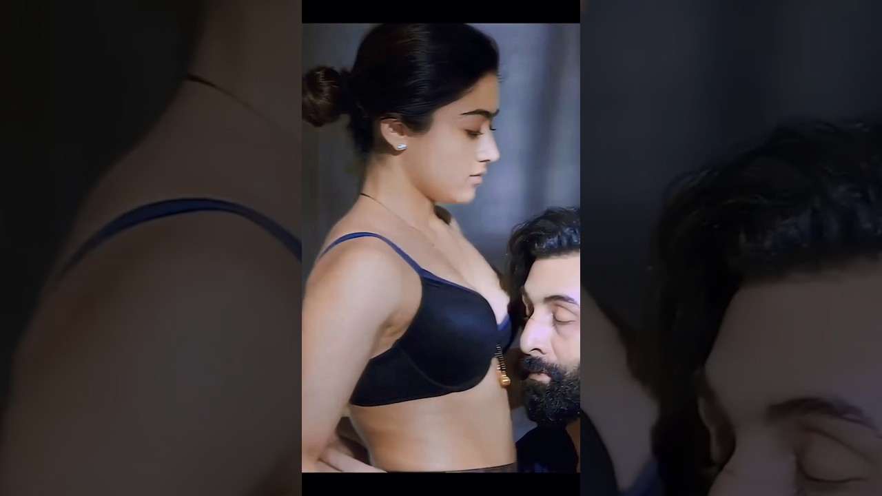 Hot navel show Item song South indian actor 