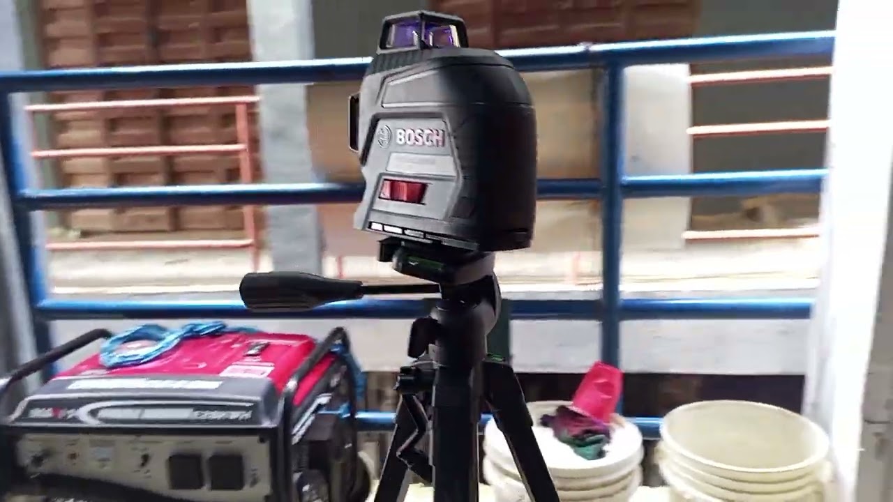 GLL 3-80 Bosch Laser Level/Tape (Red Light)