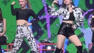 Download Lagu Yeji and Ryujin dancing to snapping by chungha MP3