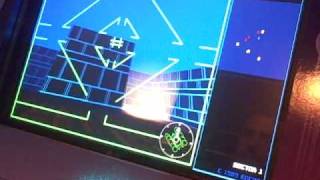George Plays Space Paranoids @devincf