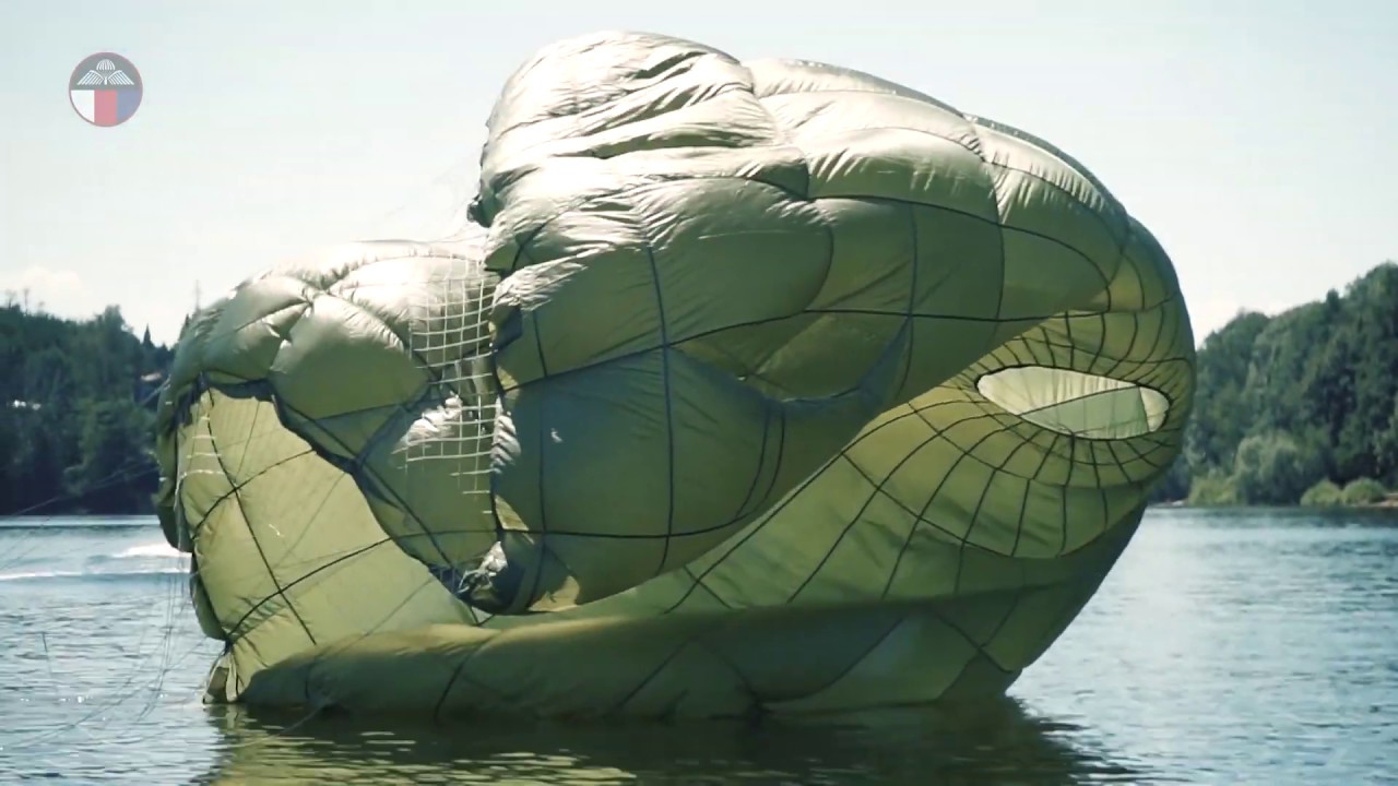 43. vpr | Padákové seskoky do vody