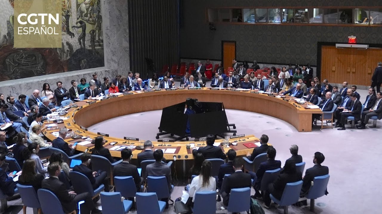 China insta a priorizar la paz y la estabilidad regional, y promover el alto el fuego