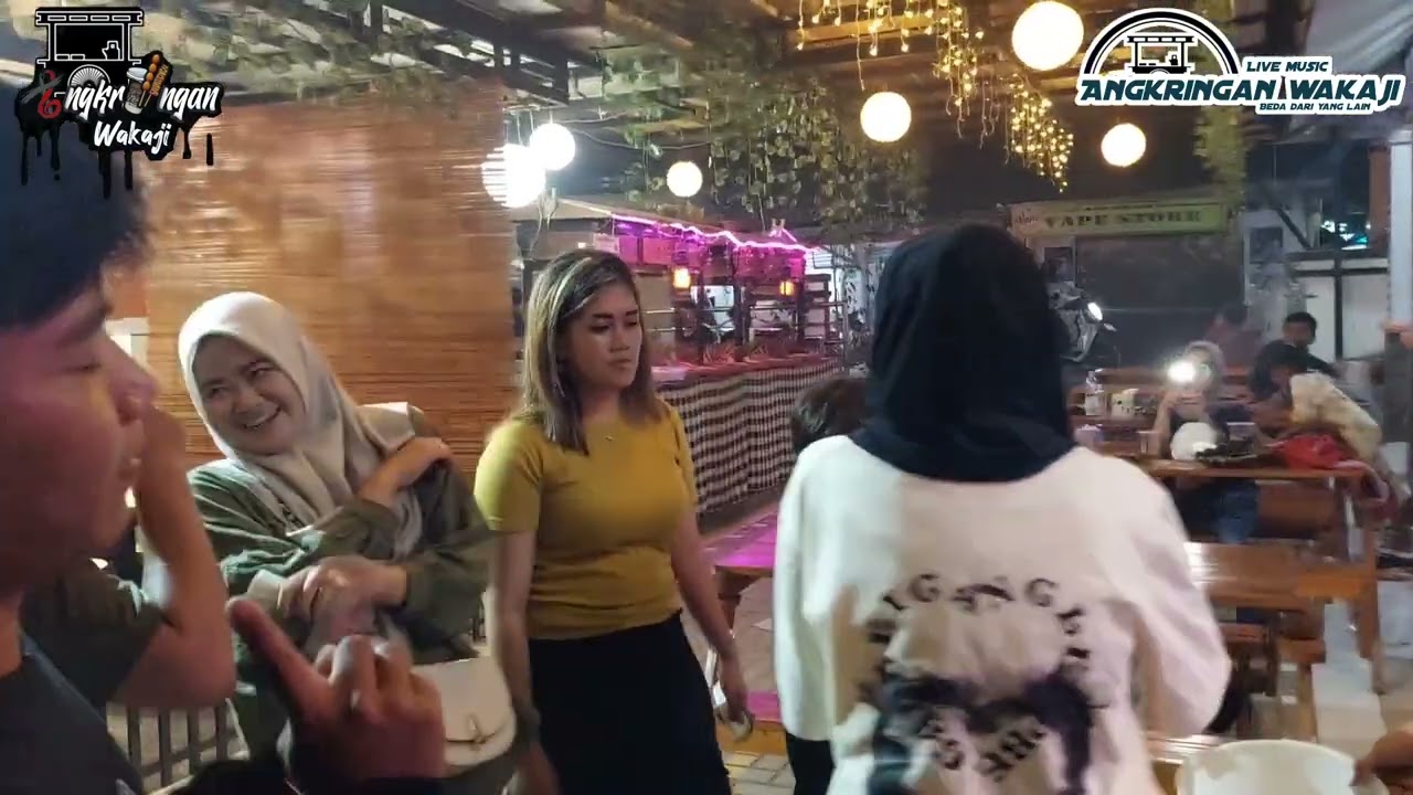 UGAL UGALAN (Sri avista)-Live Music Angkringan Wakaji | Hj.Eka dwi w