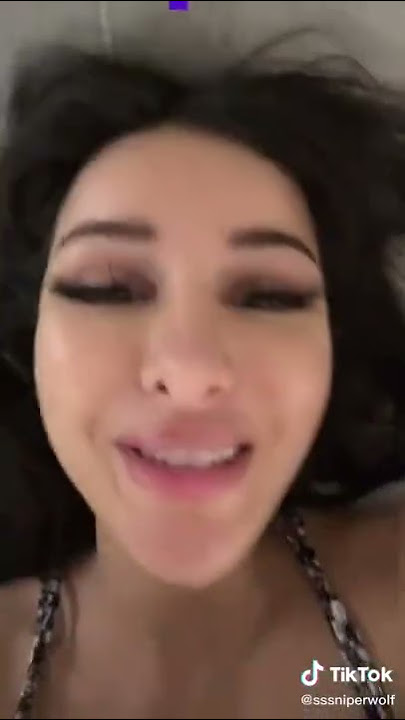 Sexy Sssniperwolf in bed 😏😍