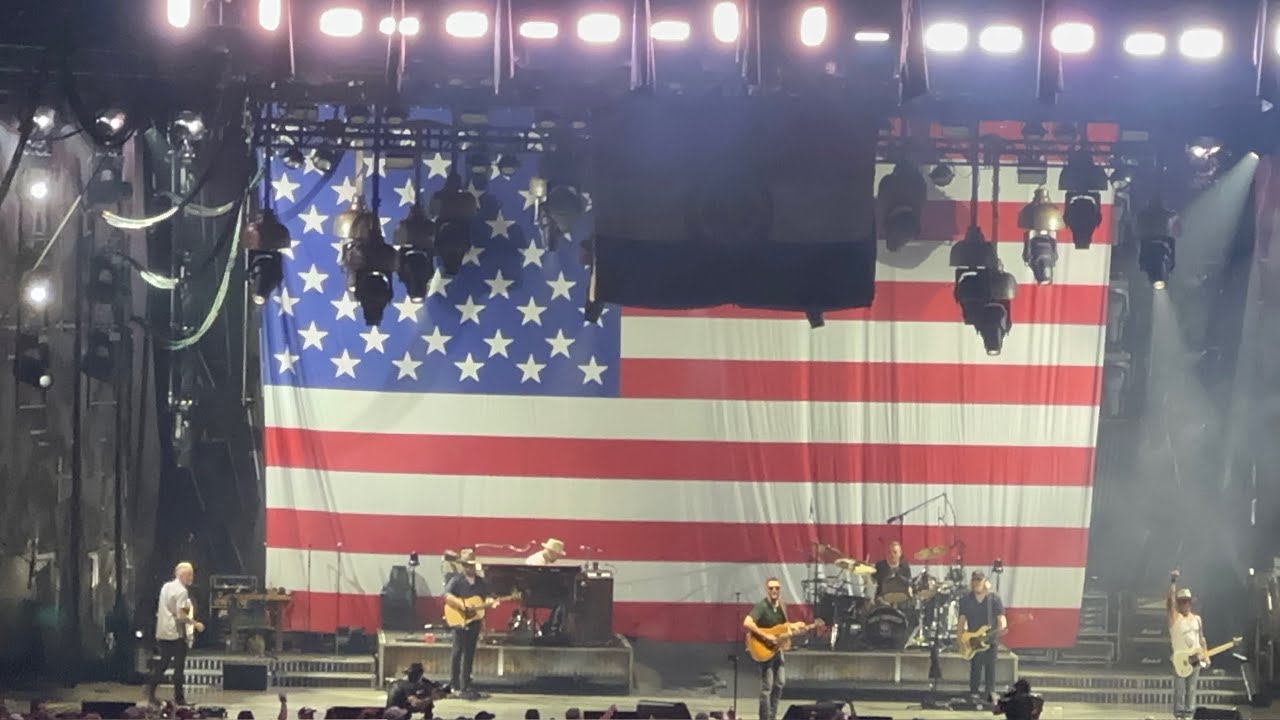Eric Church- Springsteen (Live @ Hollywood Casino Amphitheatre in ...