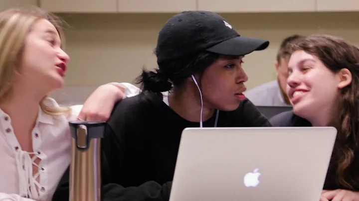The Six Theater Majors You'll Meet at College