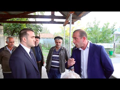 Video: 30 Noyabr Bələdiyyə Məclisi: Bir Kafedral Və Iki Stadion