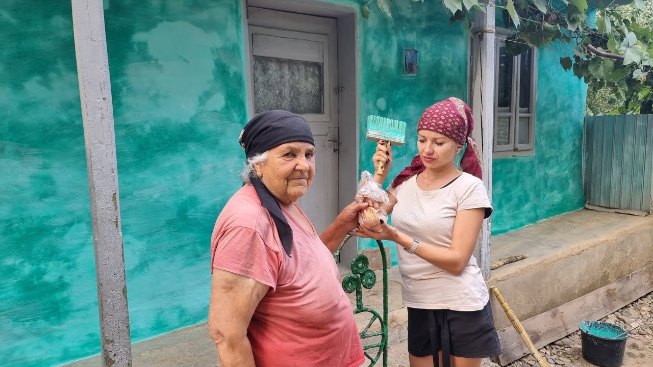 Asa imi fac datoria de nepoata! Ce imi da Tanti Valerica dupa ce ii varuiesc casa?!😋😍