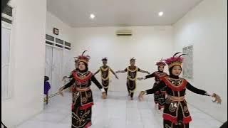 Download lagu TUGAS SENI BUDAYA - Tari Dayak Kalimantan (Flying High) - XI-2 - Kelompok 5 - SMA Negeri 10 Semarang