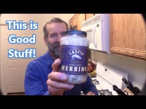 Video: How To Cook Herring In A Wine Marinade