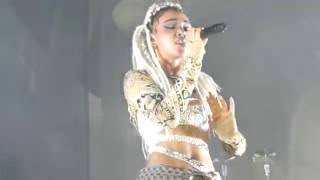 FKA twigs - Two Weeks - LIVE HD (2016) Pier Six Pavilion