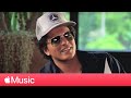 Capture de la vidéo Bruno Mars:  "24K Magic" And Working With Adele | Apple Music