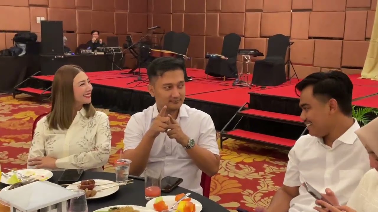 PERTAMA KAALI NGE VLOG SAMA RAFIKA DI MADIUN