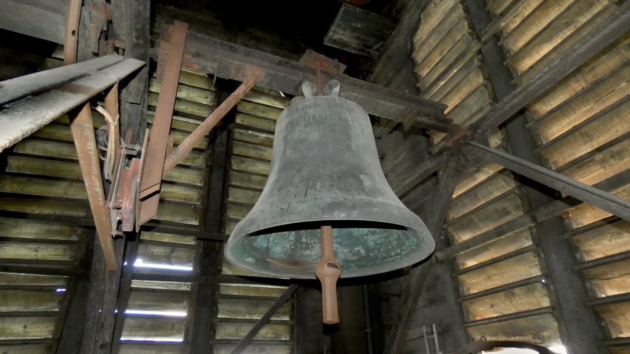 Bytom - Dzwon kościoła pw. Podwyższenia Krzyża Świętego