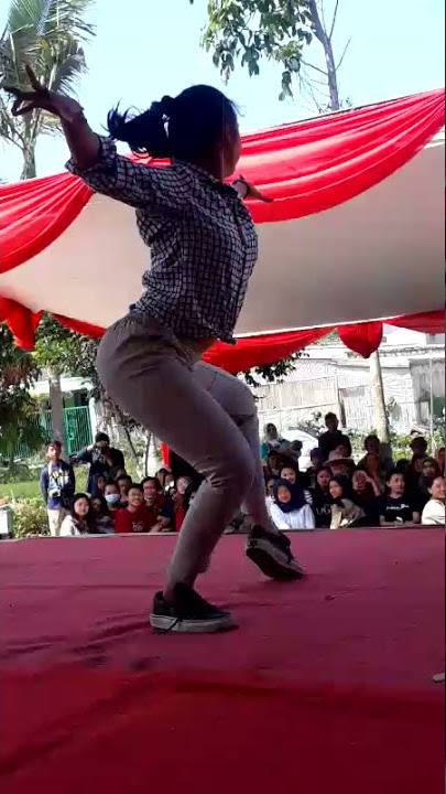VIRAL !!! Calon Sinden Jaipong Hot