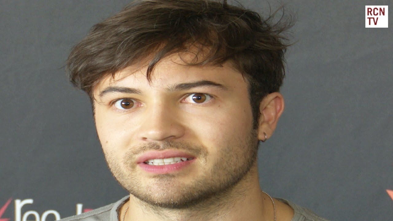 futurama download legendado Star Wars Rebels Final Episode Taylor Gray Reaction