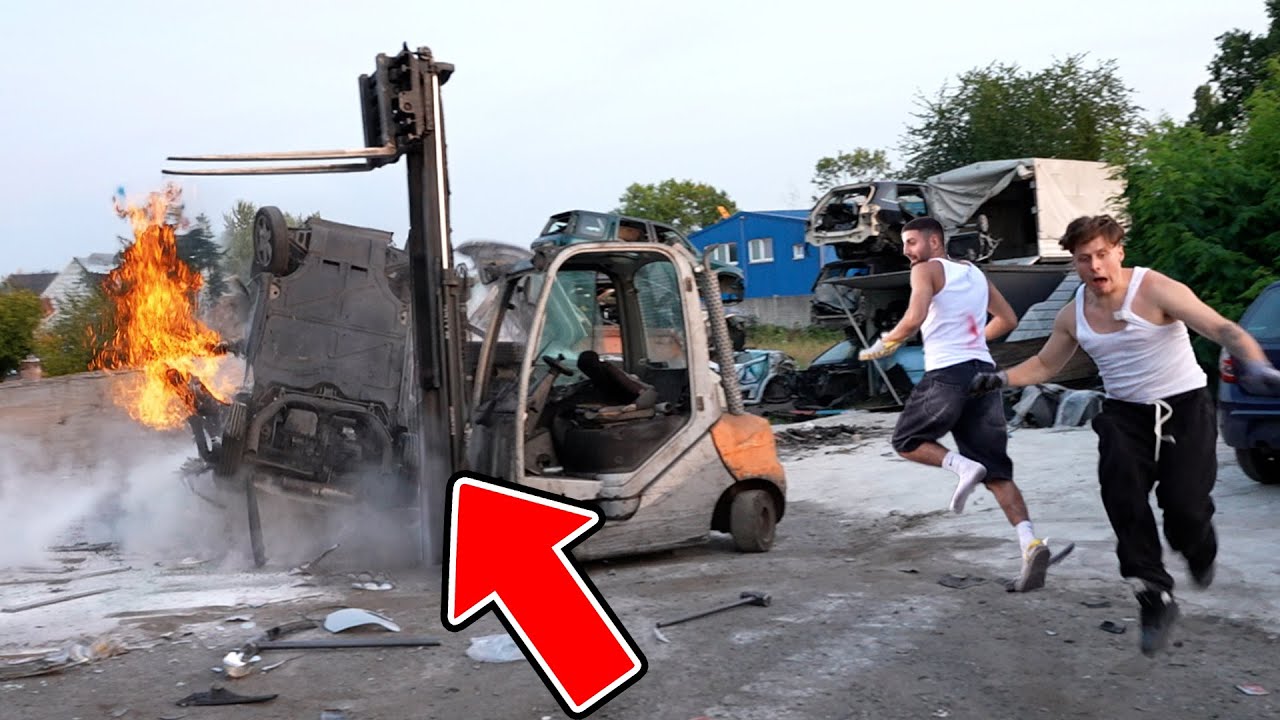 Jordan & Semih LASSEN AUTO EXPLODIEREN (Polizei einsatz 2x)