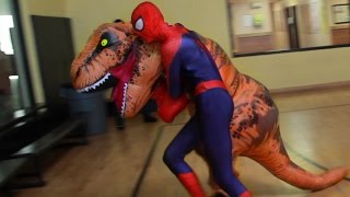 T-rex vs spider-man and cookie monster ...