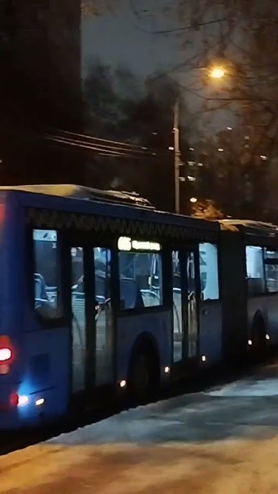 Отправление ЛиАЗа 6213.65 №032195 по маршруту 605 (Юрловский проезд ...