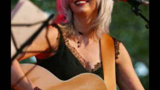 Emmylou Harris/Gram Parsons - Love Hurts (Cover)