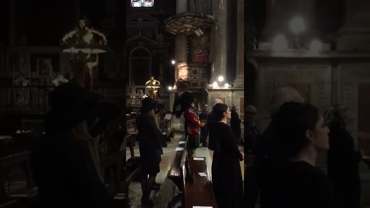 Scottish Piper plays Sleep Dearie Sleep at Queen's memorial mass in Milan - bagpipe player in Italy