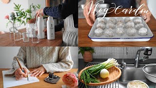 Efficient kitchen cleaning, calligraphy, dumpling cooking, eco-friendly